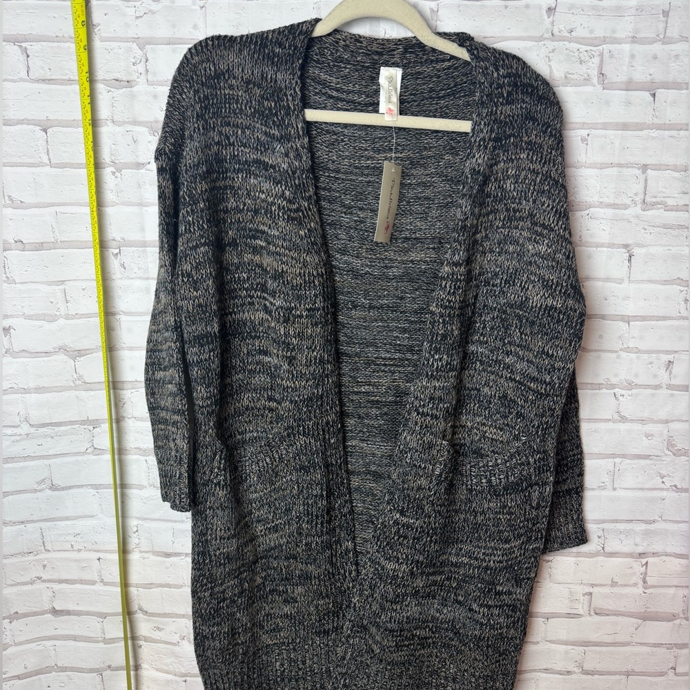 Sweater/ Cardigan
